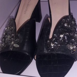 Classical Flat Ladies Shoes.